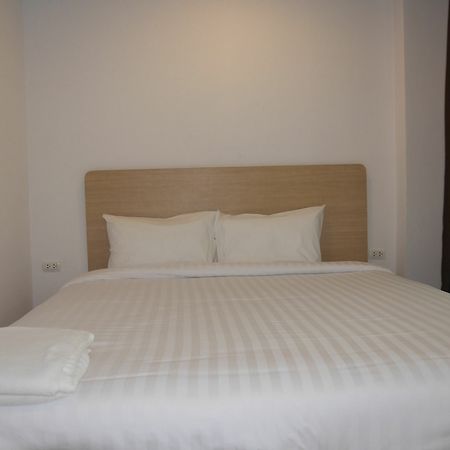Darisa Apartment Service Patong Exterior photo